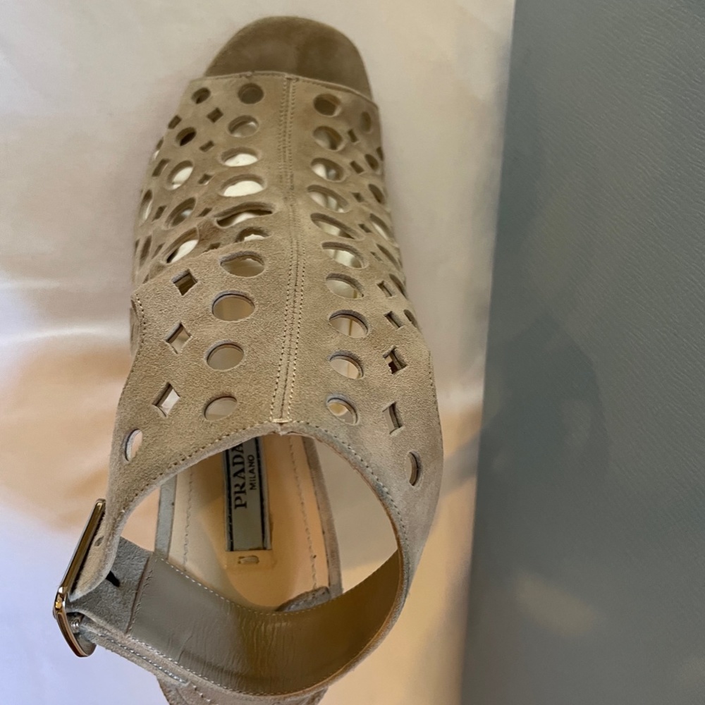 Prada Camoscio ll suede bootie sandal - Picture 4 of 10